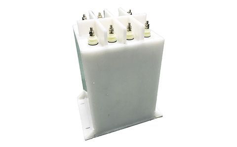 什么情況會(huì)引起補(bǔ)償電容器發(fā)生過電流？